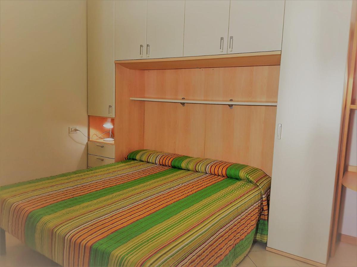 Hotel Apartments Villaggio Dei Fiori 4 Stars Luxury - Great Family Resort - Pet Friendly - With Hypermarket - Delivery Restaurant-Pizzeria - Room Breakfast With Supplement - Ultra Fast Wi-Fi - Play Area For Children - Olympic Swimming Pool - Parking Caorle Exterior foto